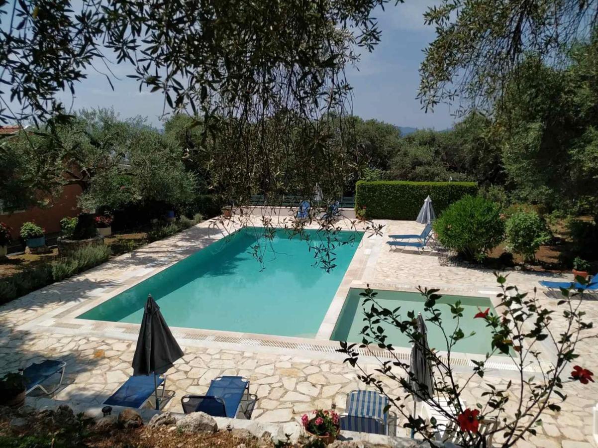 Villa Stefanos Apartments By Hotelius Glyfa المظهر الخارجي الصورة